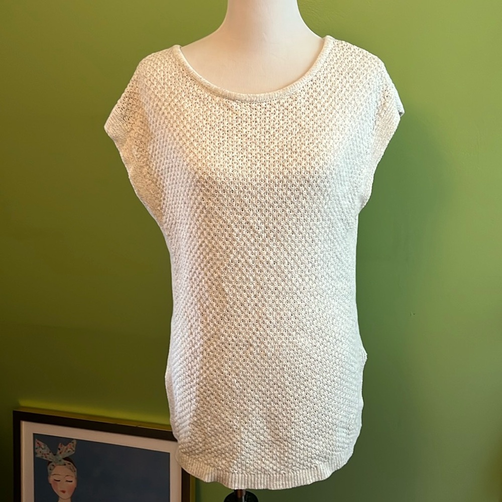 Banana Republic sleeveless Dolman sleeve tunic sweater size M.